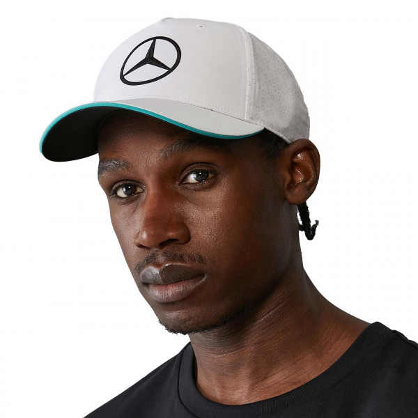 Mercedes-AMG Petronas Team Cap weiß